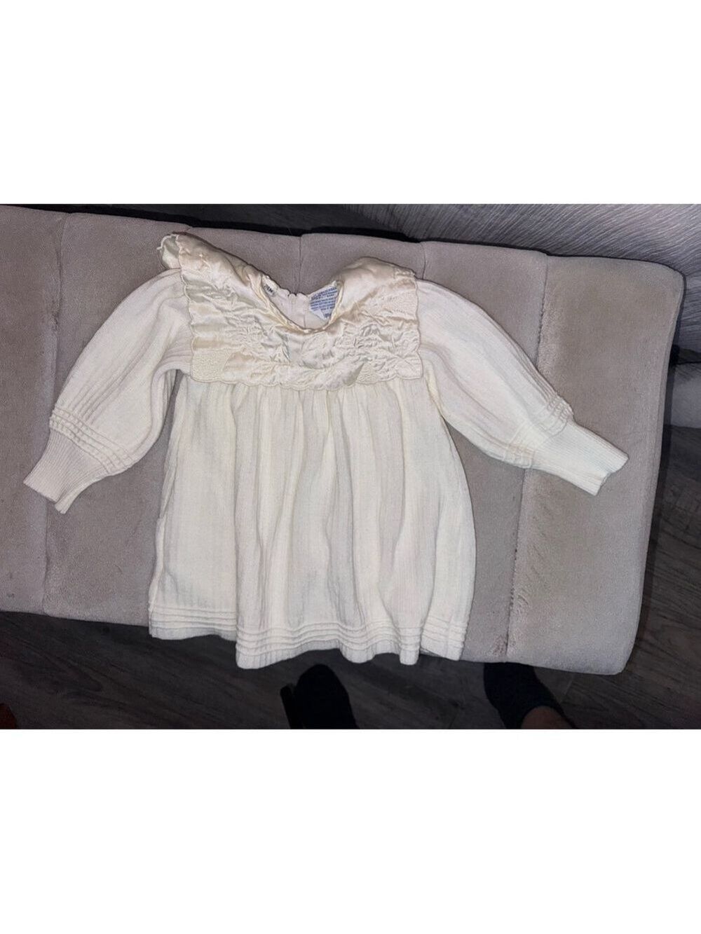 Vintage sweater baby dress square satin collar embroidered sweater dress 24 mon￼ - Picture 4 of 12